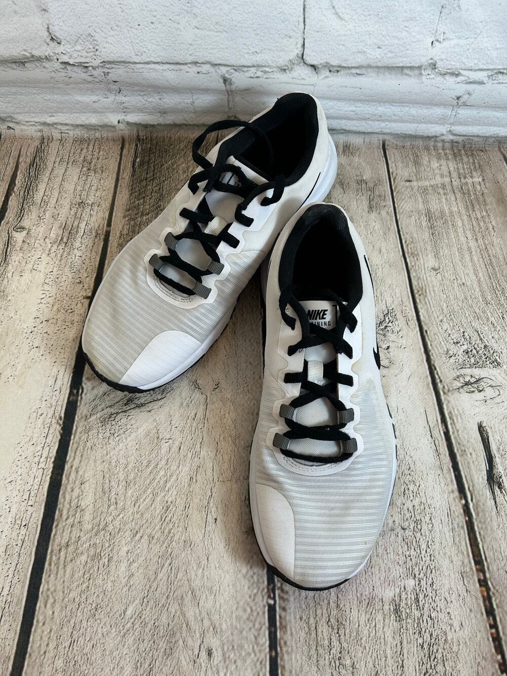 NIKE Men’s Flex-Control Training Sneakers / Size: US 7